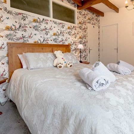 Auberge Du Noyer Londigny Dış mekan fotoğraf