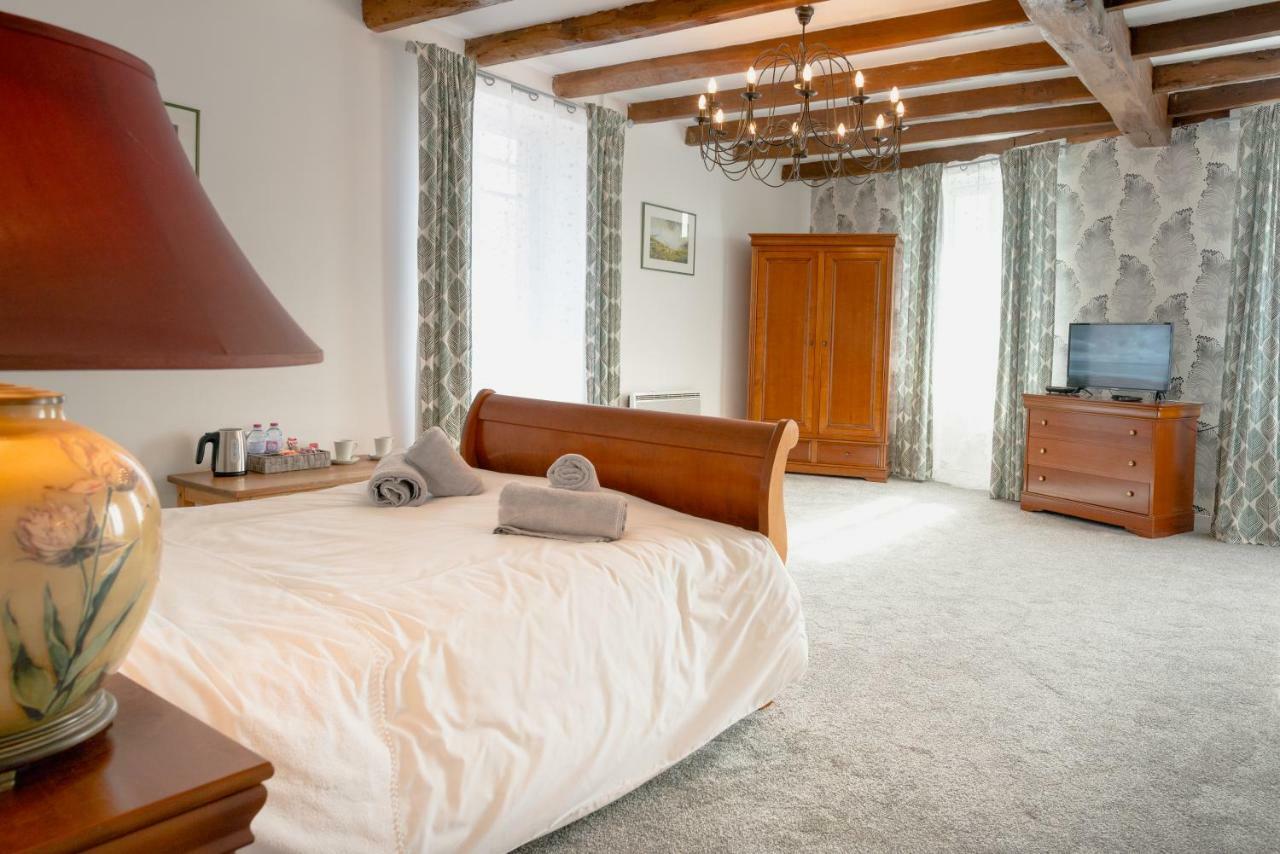 Auberge Du Noyer Londigny Dış mekan fotoğraf